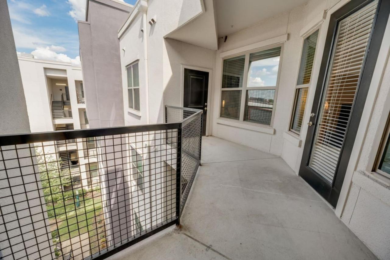 2br I Pool I Gym I Free Parking I Workspace * Dallas